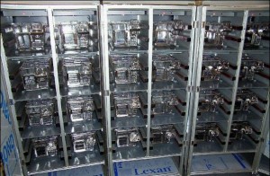 3 racks de 8 actimètres pour Rats sont pilotés de manière indépendante et simultanée par notre logiciel